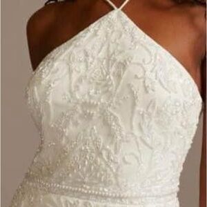 BNWT! Beaded Stretch Crepe Halter Wedding Dress Size 14 . Color is MIVORY.